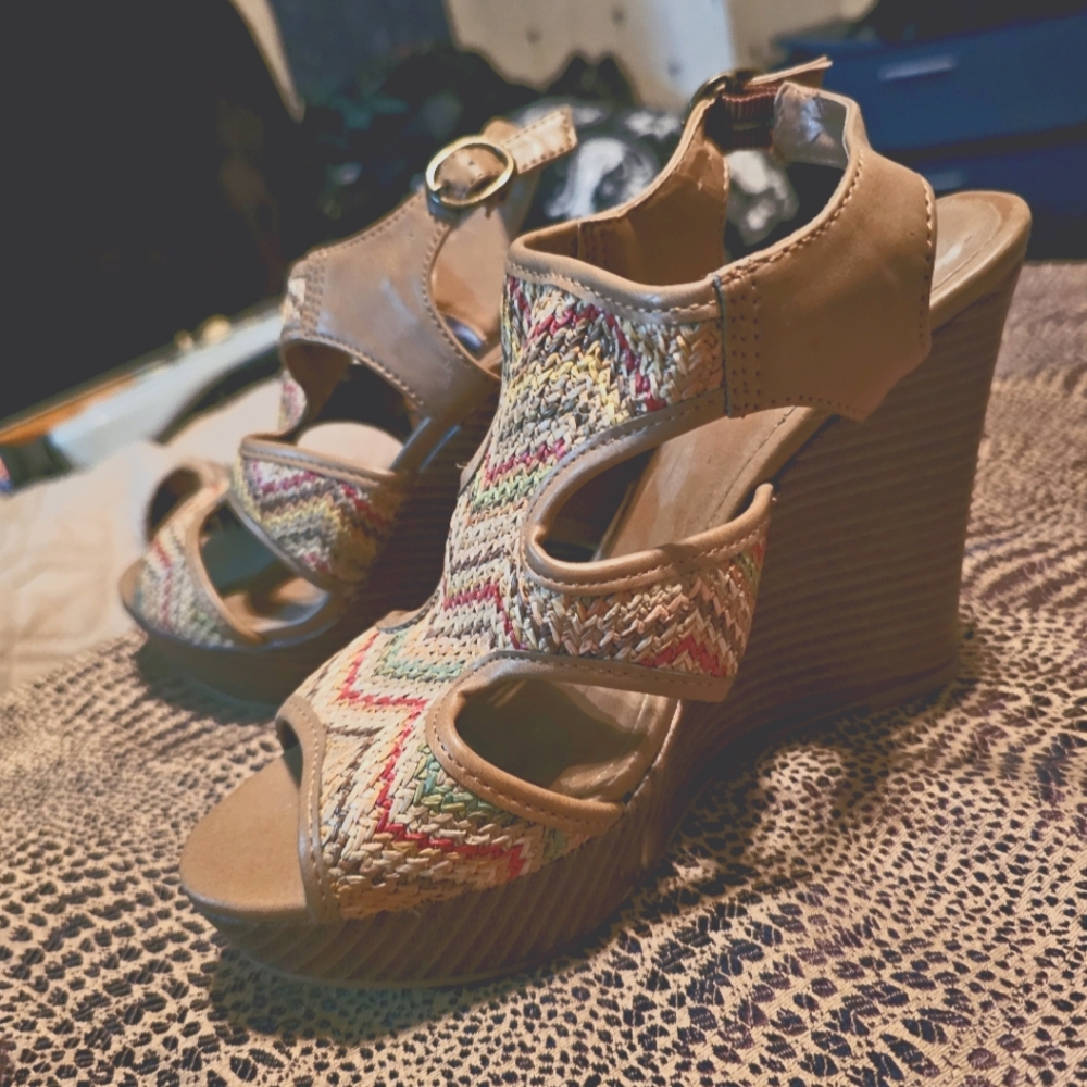 Jasmin Wicker Wedged Sandals